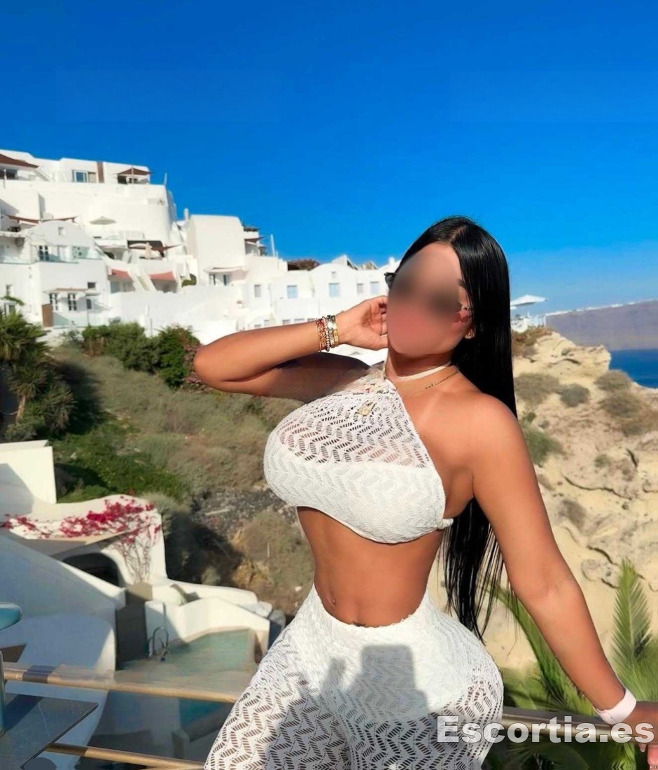 Karina photo 10