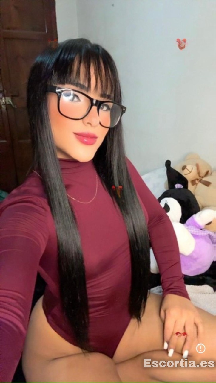 Catalina escort Gandia