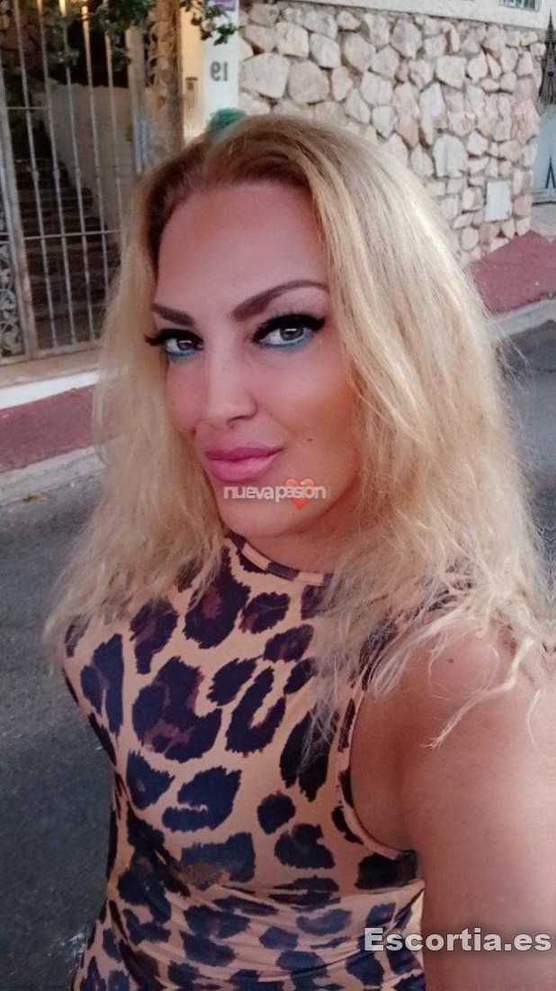 Eva photo 3