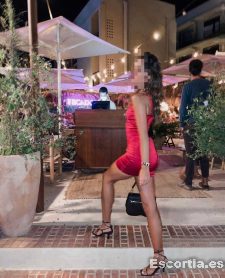 Señorita 25 escort Madrid