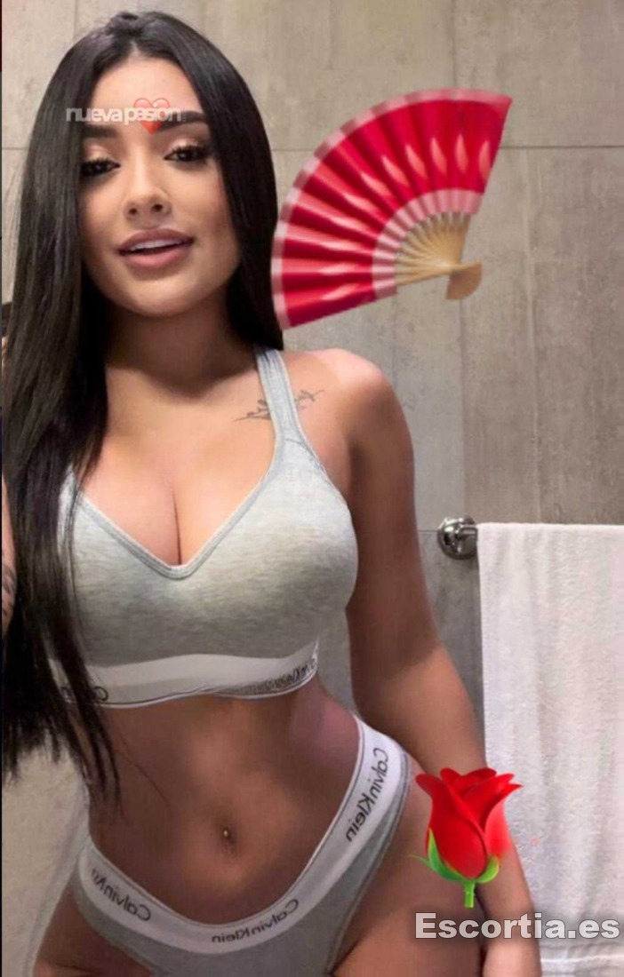 Nathaly photo 2