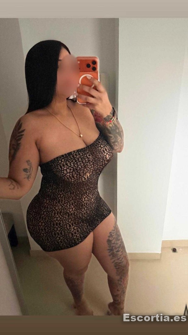 Puta latina 25 escort Vitoria-Gasteiz