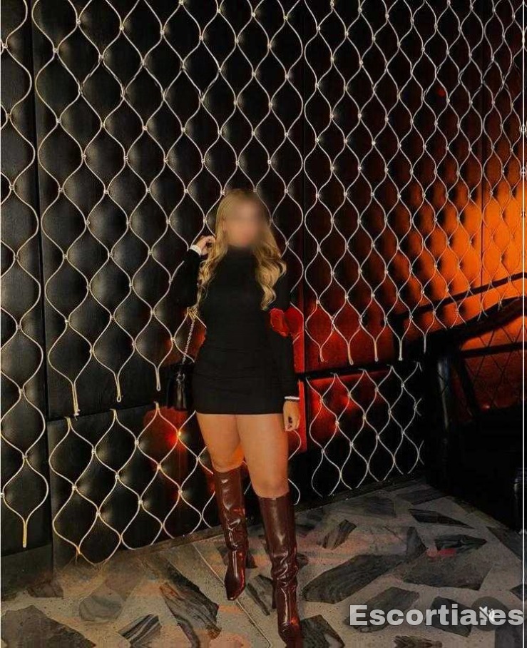 Escort colombiana 23 photo 4
