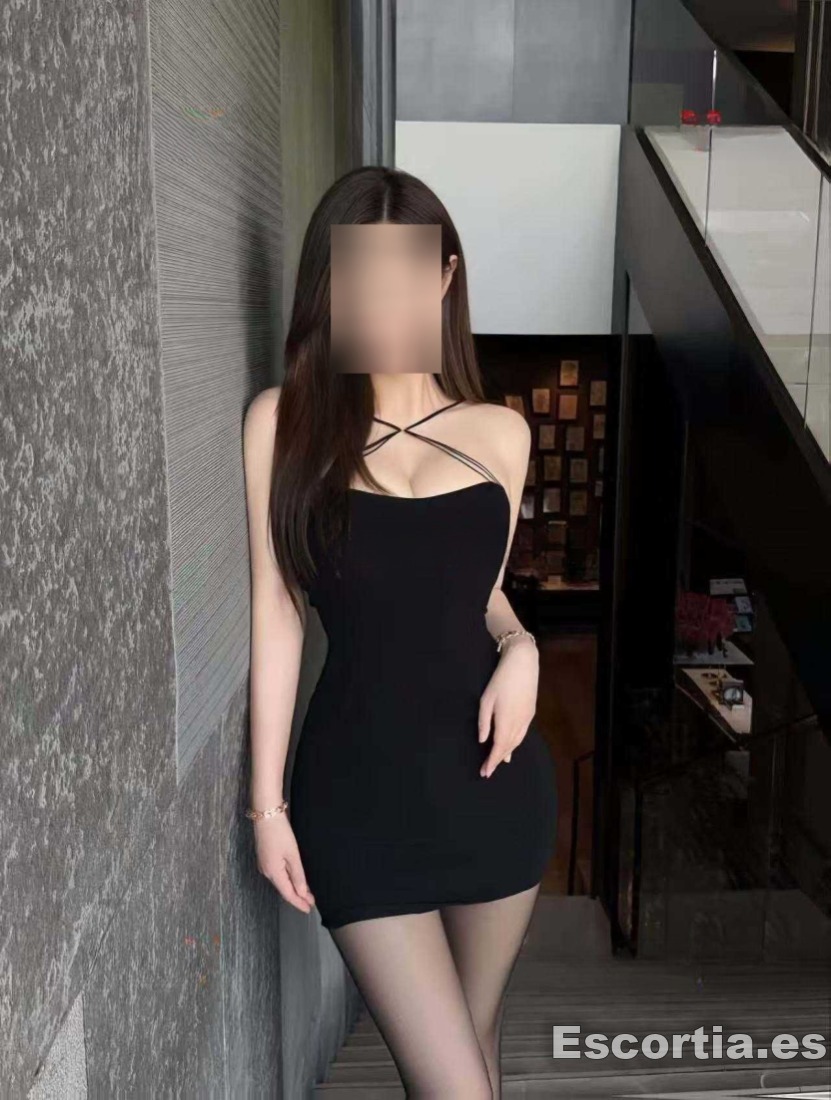Señorita asiatica 24 photo 3