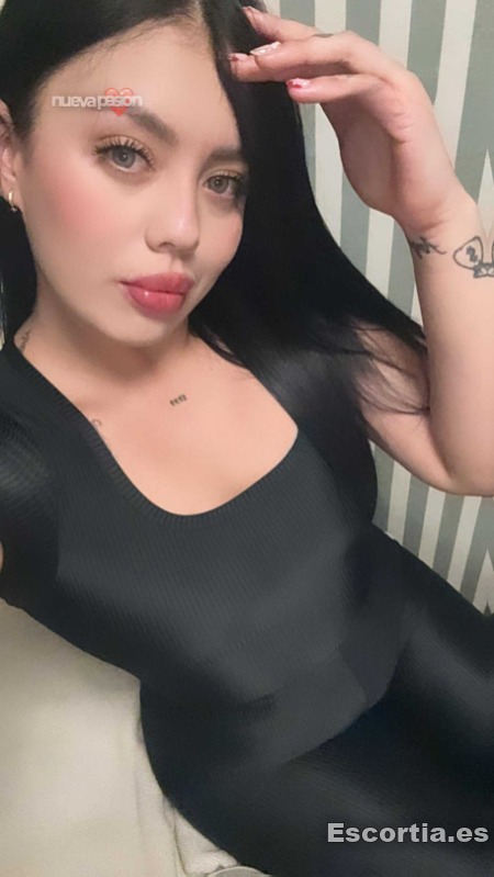 Laura photo 6