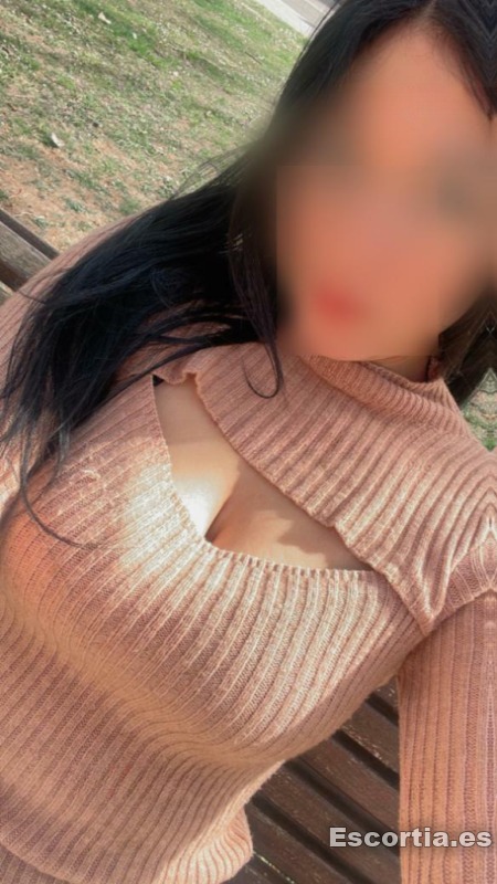 Alejandra photo 2