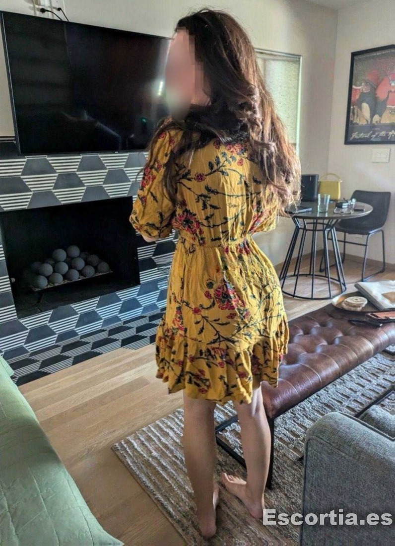 Agata escort L'Aldea