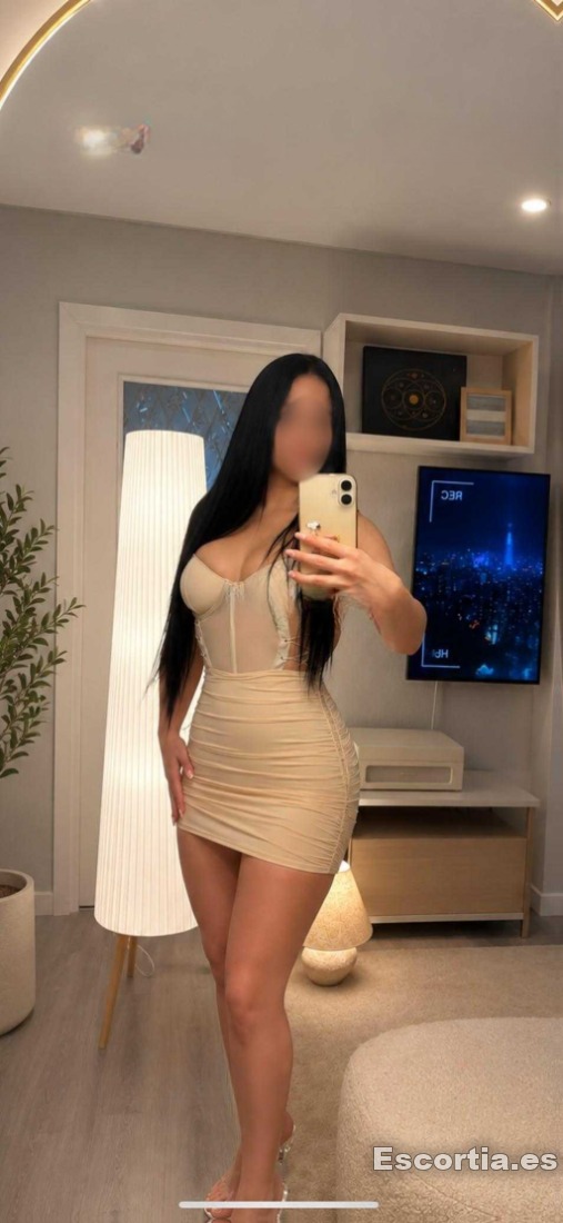 Kendra photo 9