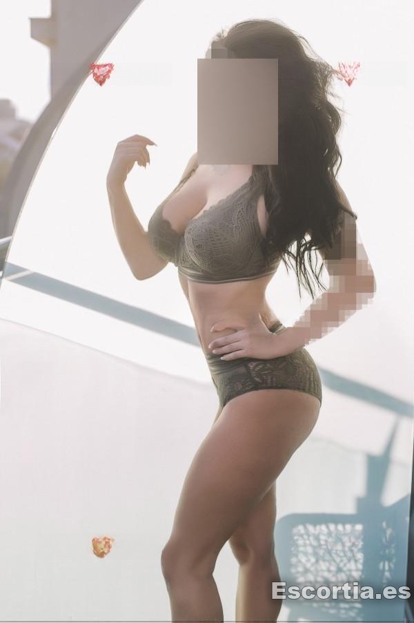 Laura photo 2