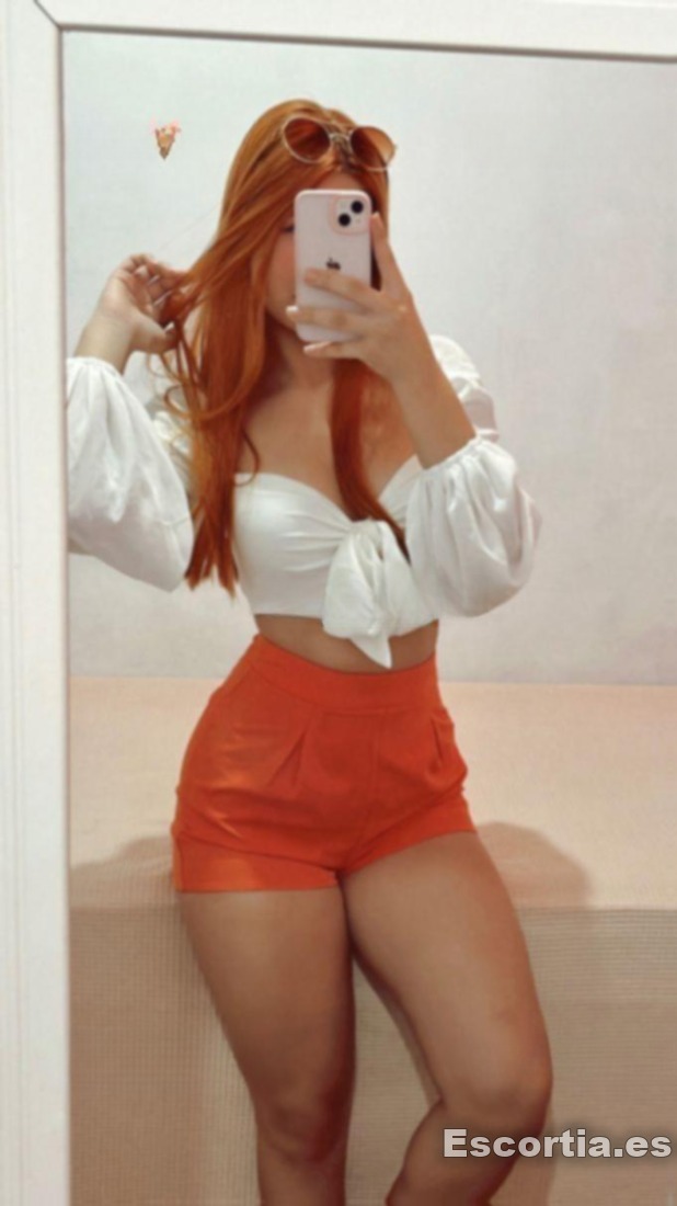 Sara photo 4