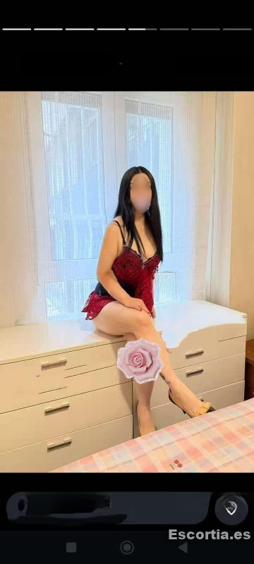 Puta asiatica 23 escort Fuengirola