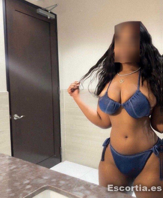 Mia escort Lucena