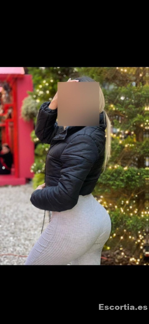 Sabrina photo 7