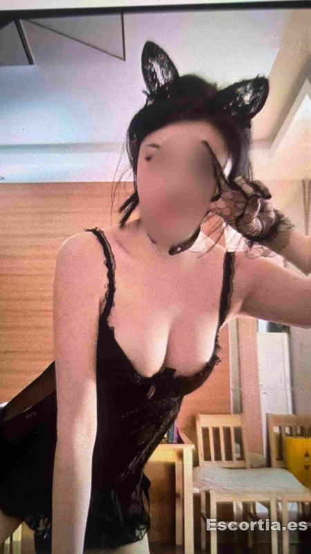 Señorita asiatica 26 escort Rubí