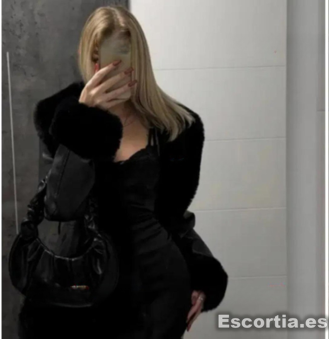 Señorita 35 photo 3