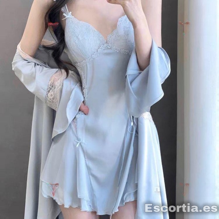 Señorita 28 photo 2