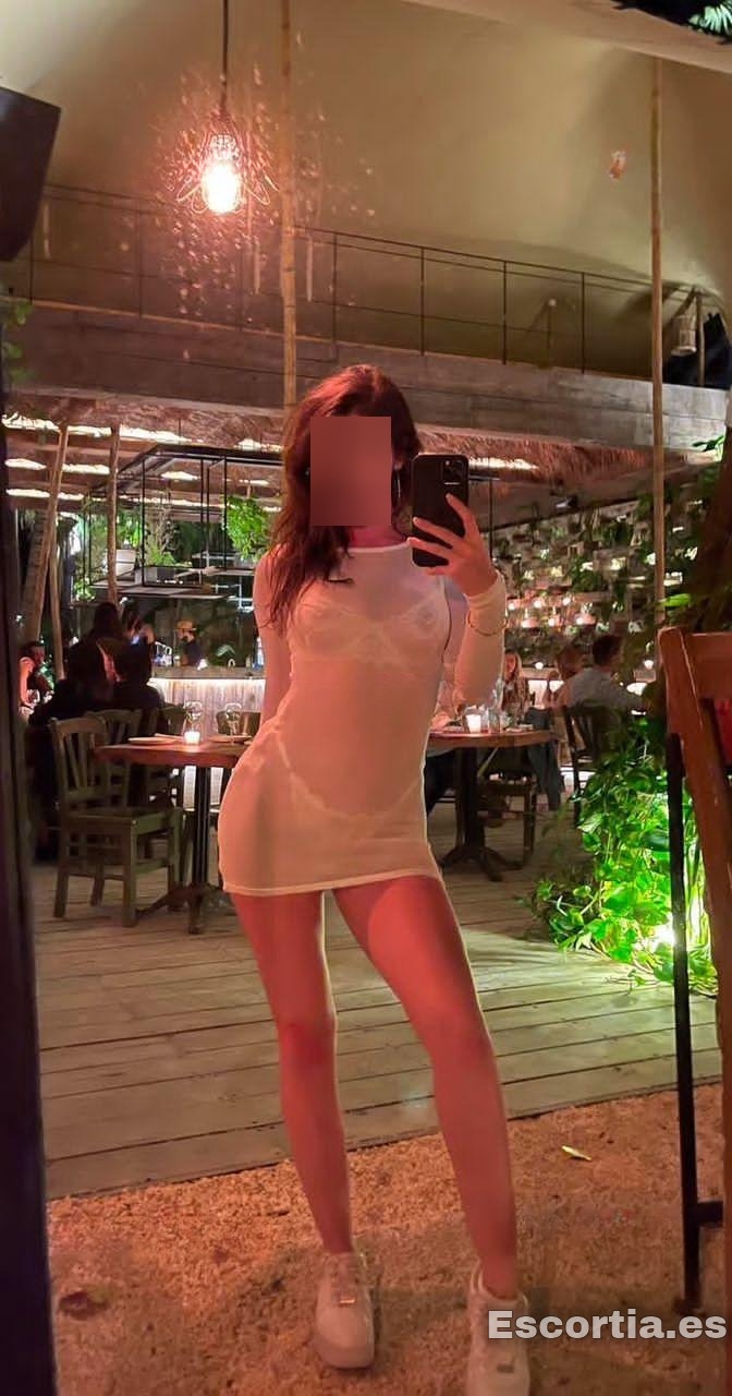 Puta 25 escort Carmona