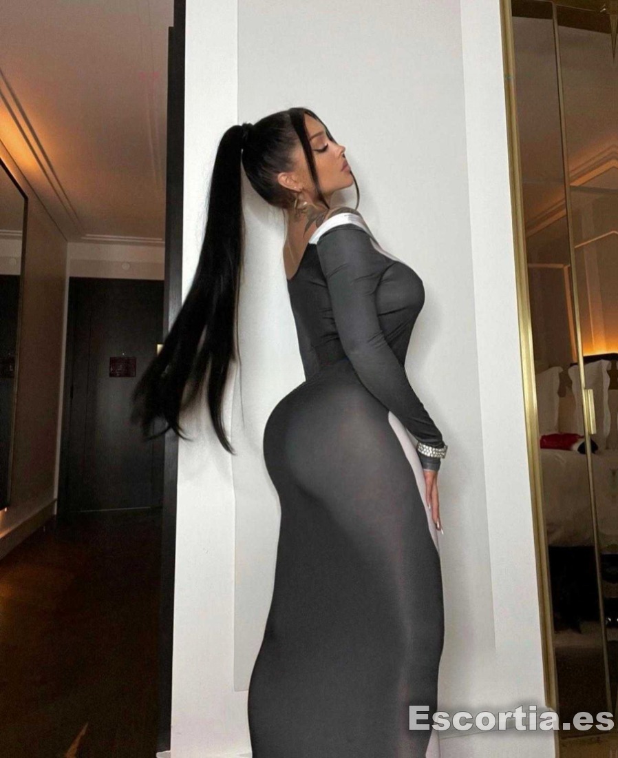 Arianna photo 3