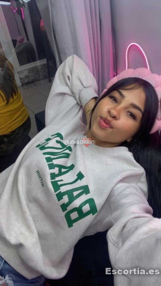 Mia photo 2