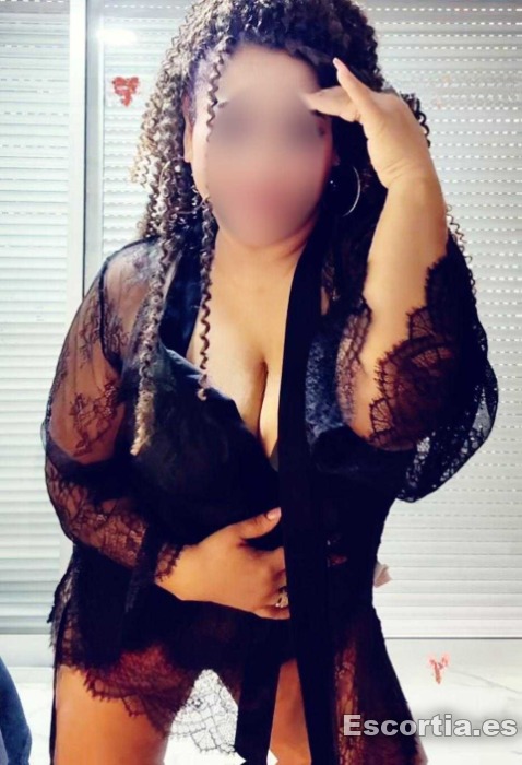 Salome photo 4