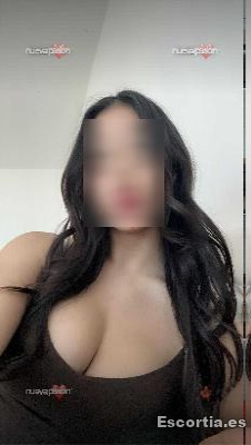 Zhu escort Barcelona