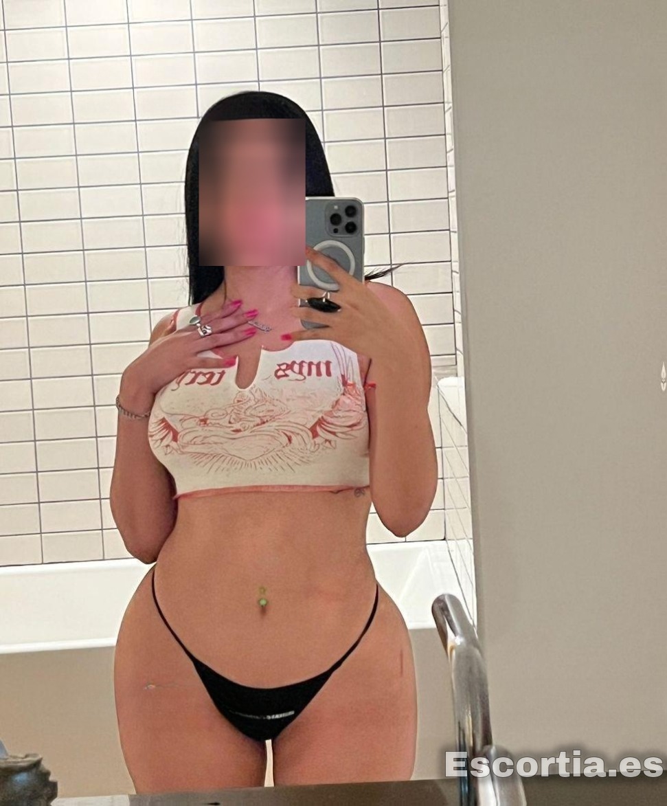 Laura escort Mataró