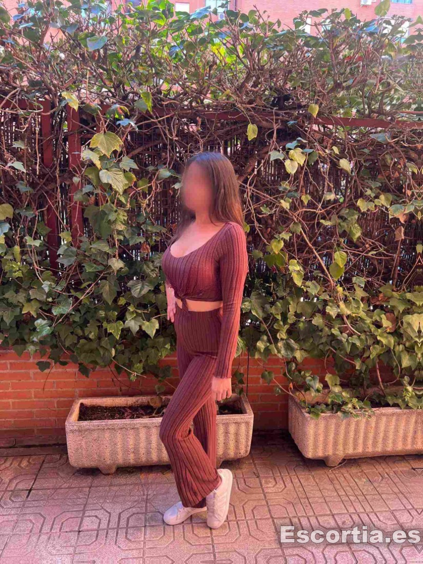 Señorita brasileña 23 photo 2