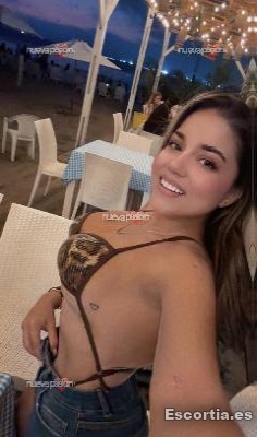 Sara photo 7