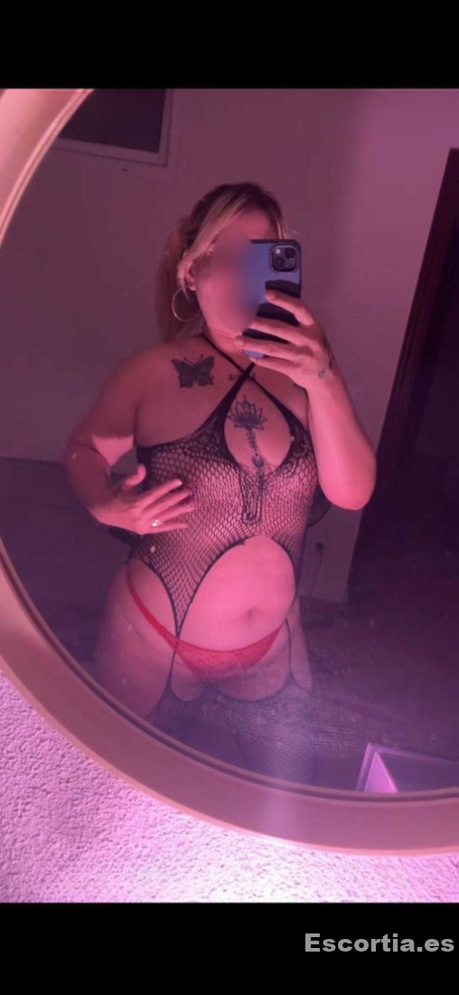 Escort latina 30 photo 3