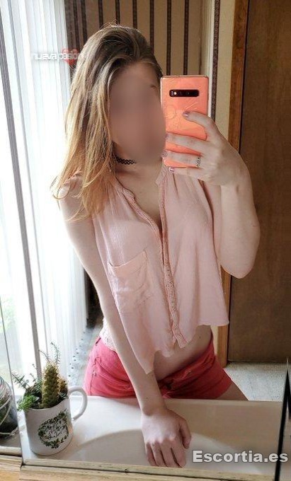 Celina photo 3
