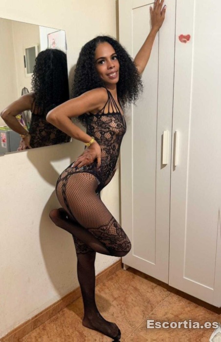 Mia photo 4
