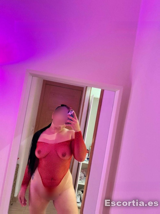 Sara photo 2