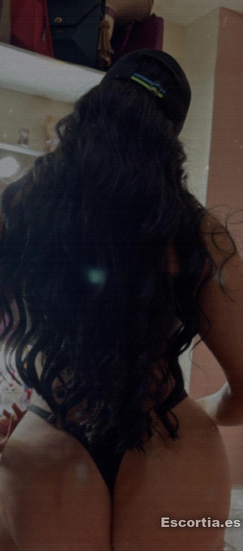 Alana photo 3