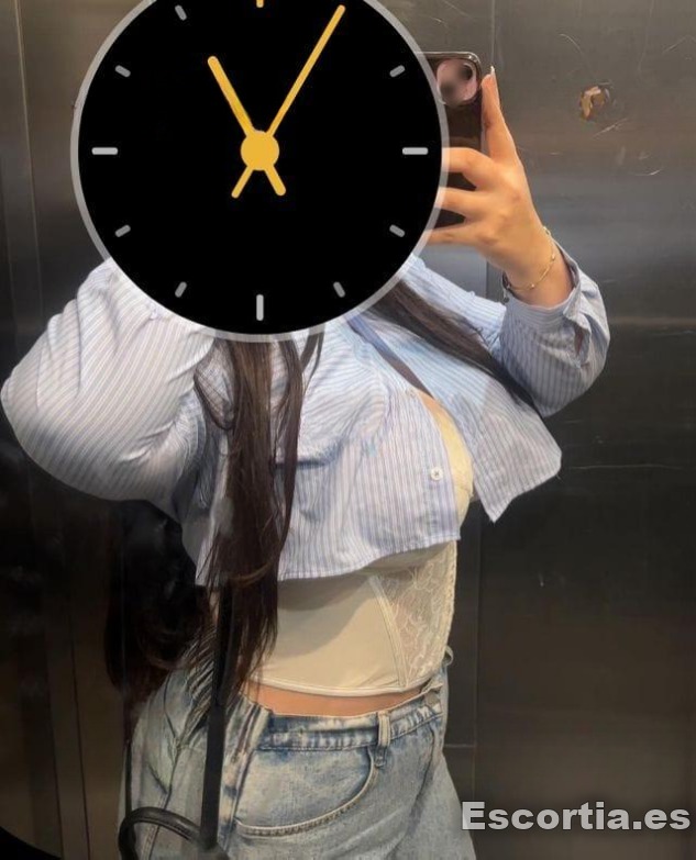 Señorita latina 22 escort Santa Cruz de Tenerife
