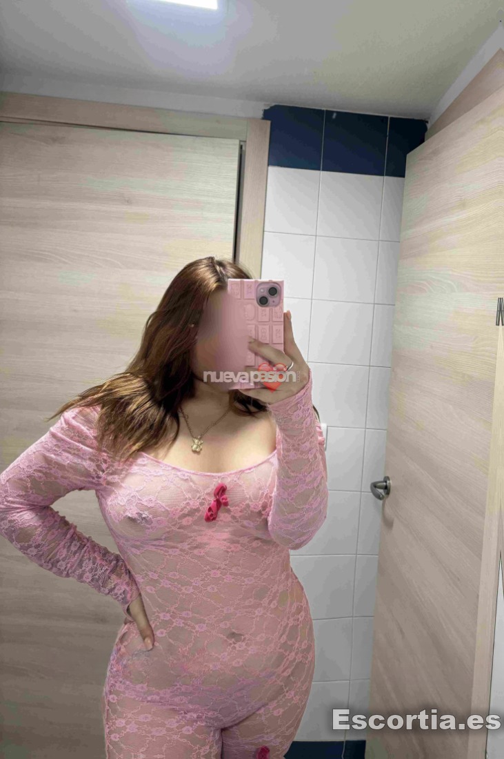 Sara Novedad photo 2
