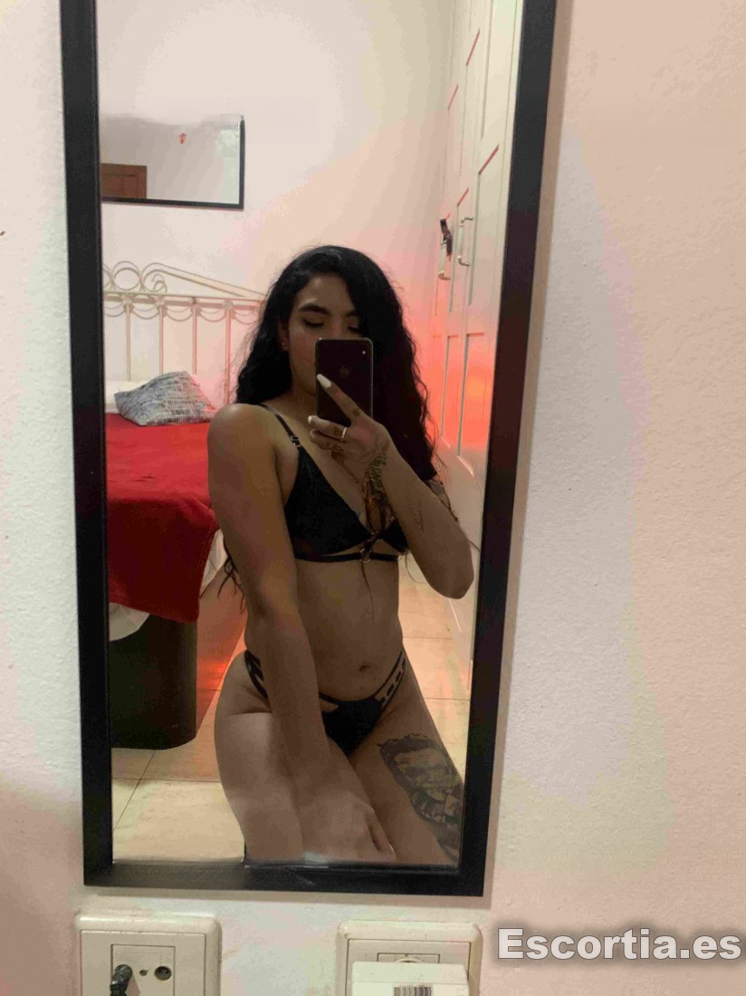 Señorita latina 25 photo 2