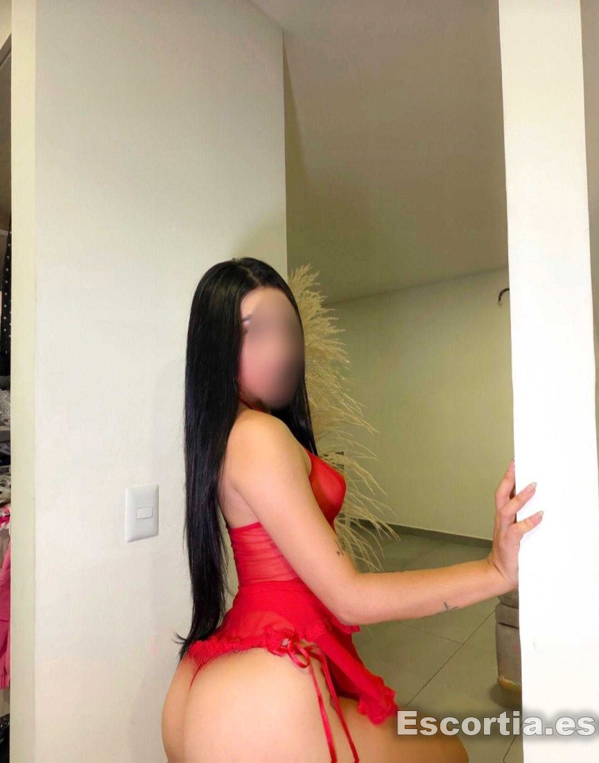 Camila photo 7