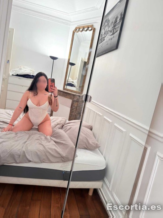 Señorita 21 photo 2