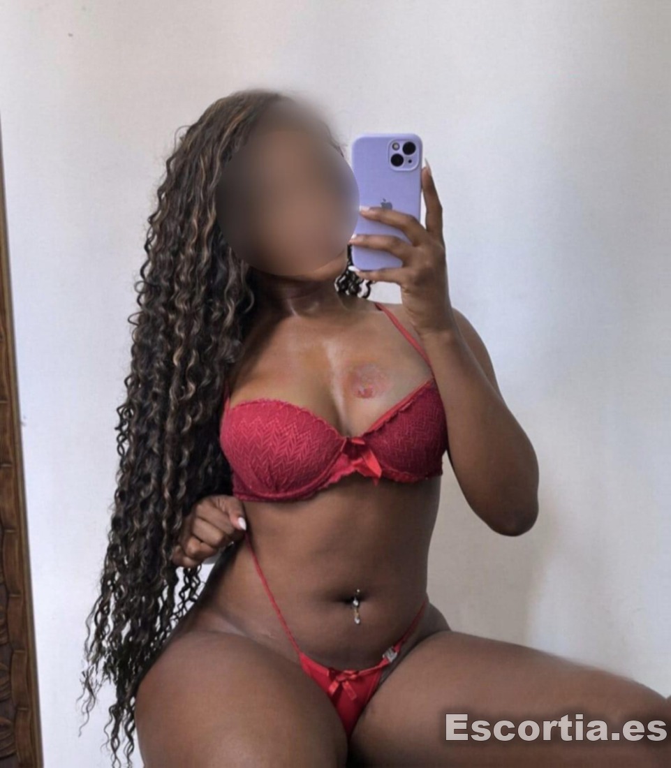 Sharol escort Salou