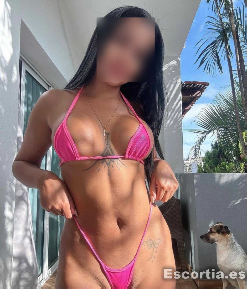 Pamela escort Salou