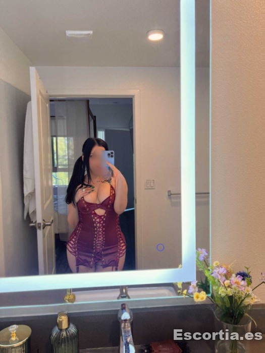 Laura photo 3