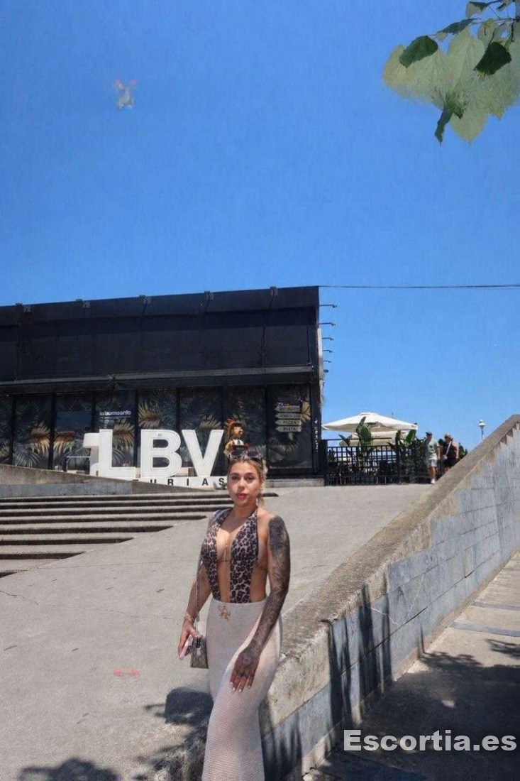 Señorita 25 escort Gijón