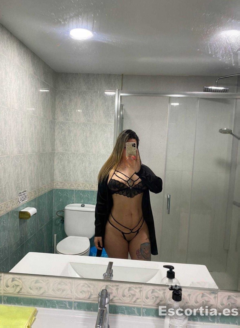 Señorita 25 photo 3
