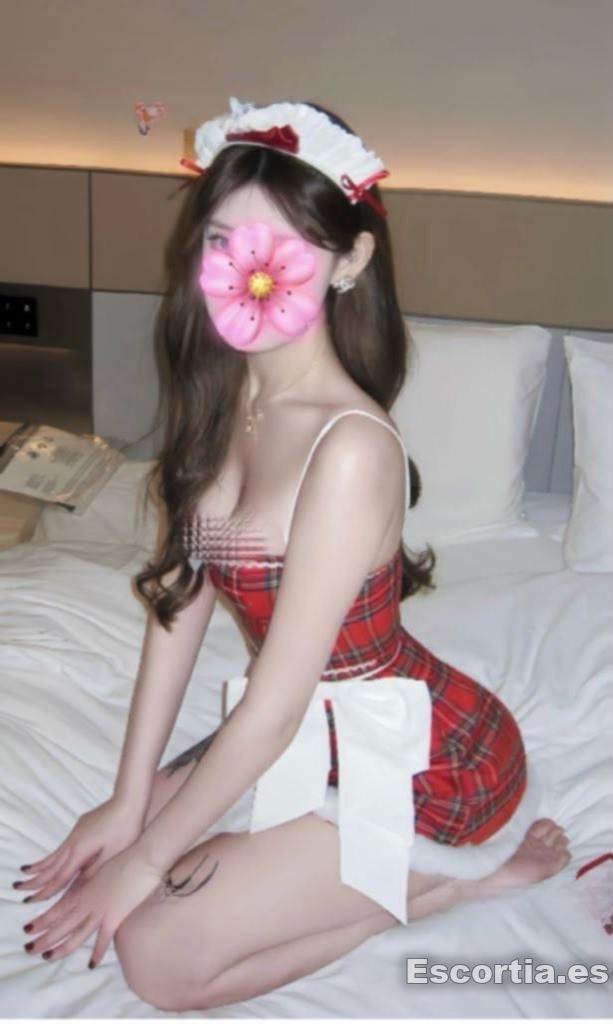 Lucy photo 10