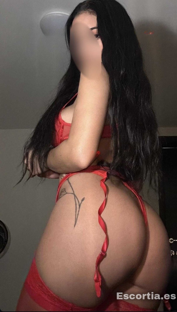 Raquel photo 3