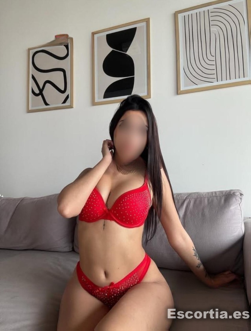 Escort latina 23 photo 5