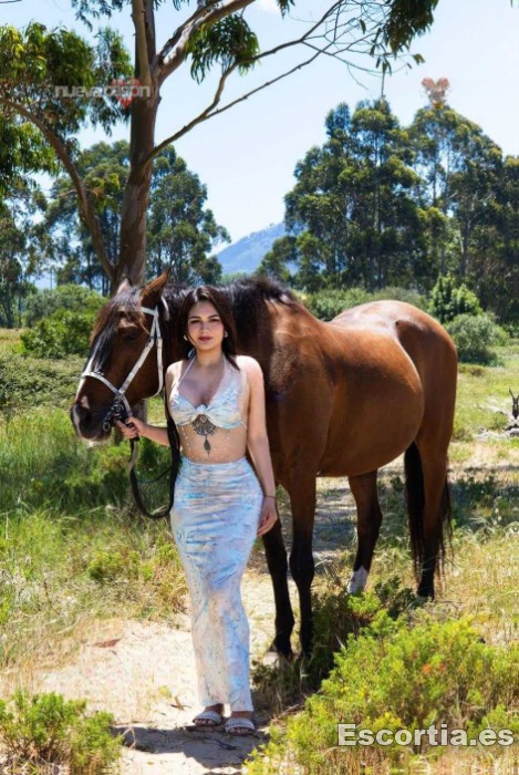Zoe photo 4