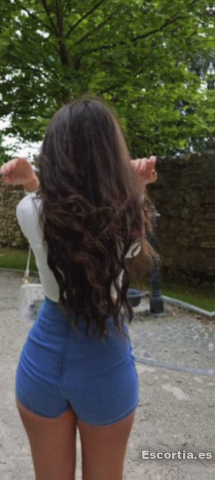Emy photo 10