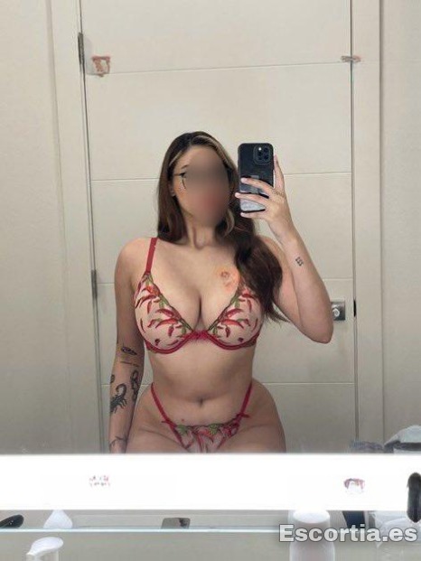 Señorita 28 photo 3