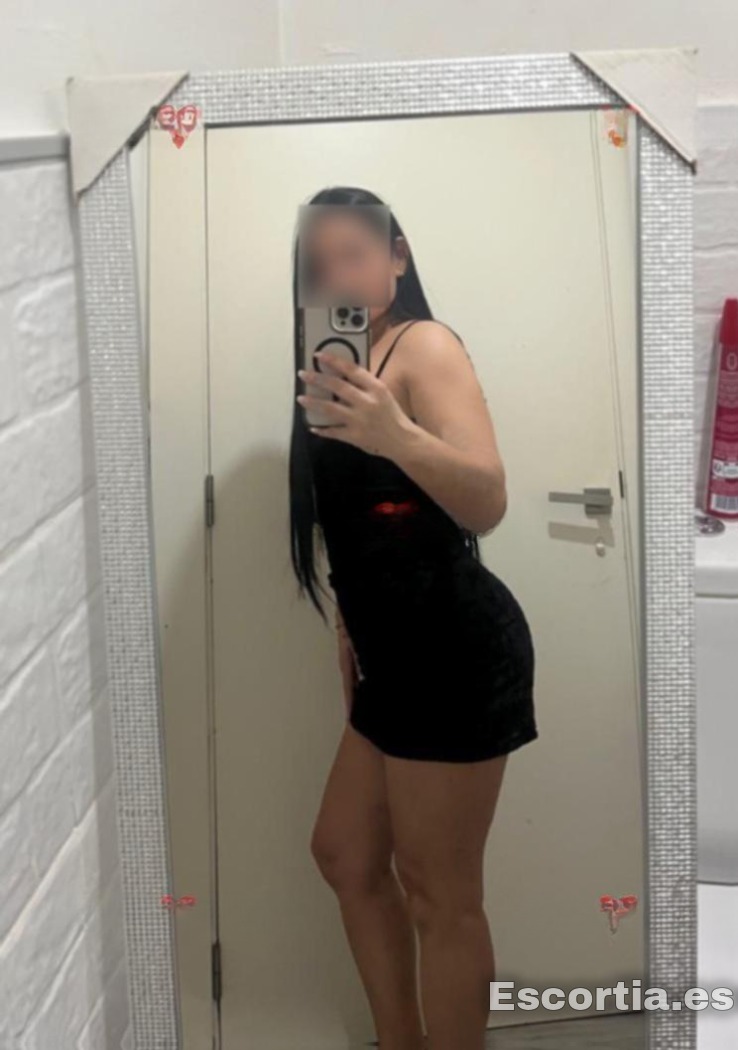 Scarlet photo 4